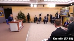 Ежегодная пресс-конференция президента Владимира Путина, 17 декабря 2020